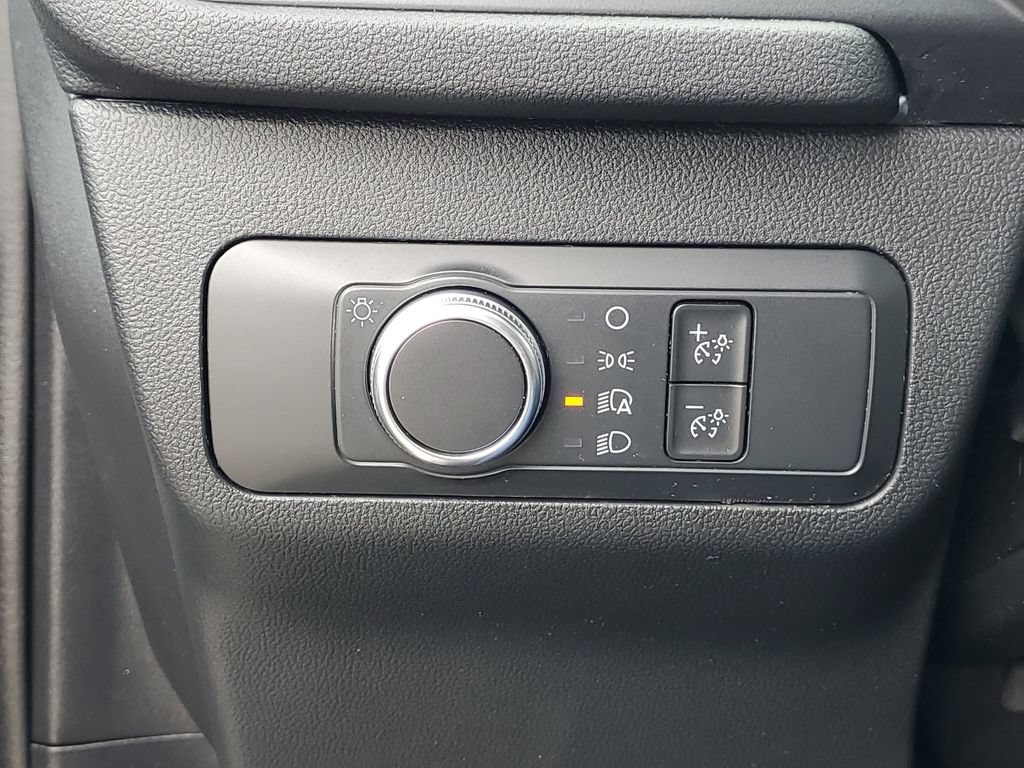 Certified 2022 Ford Escape SE w/ Cold Weather Package AWD/4WD image 21
