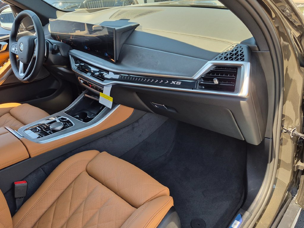 New 2026 BMW X5 sDrive40i w/ Climate Comfort Package RWD image 9