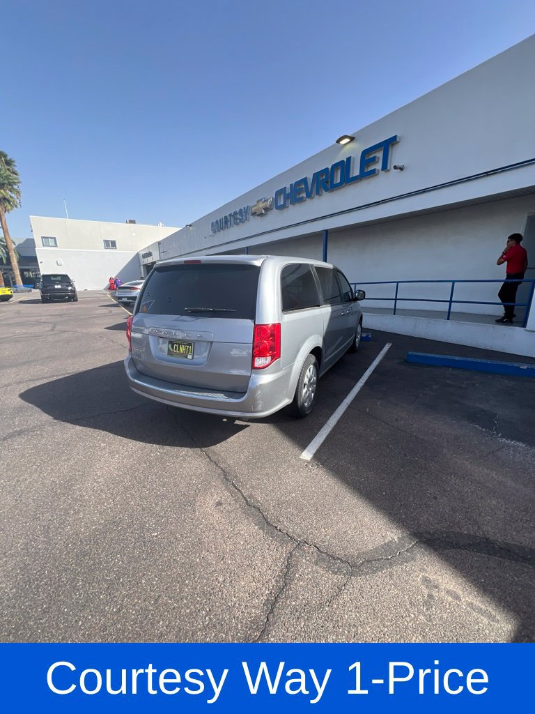 Used 2018 Dodge Grand Caravan SE FWD image 8