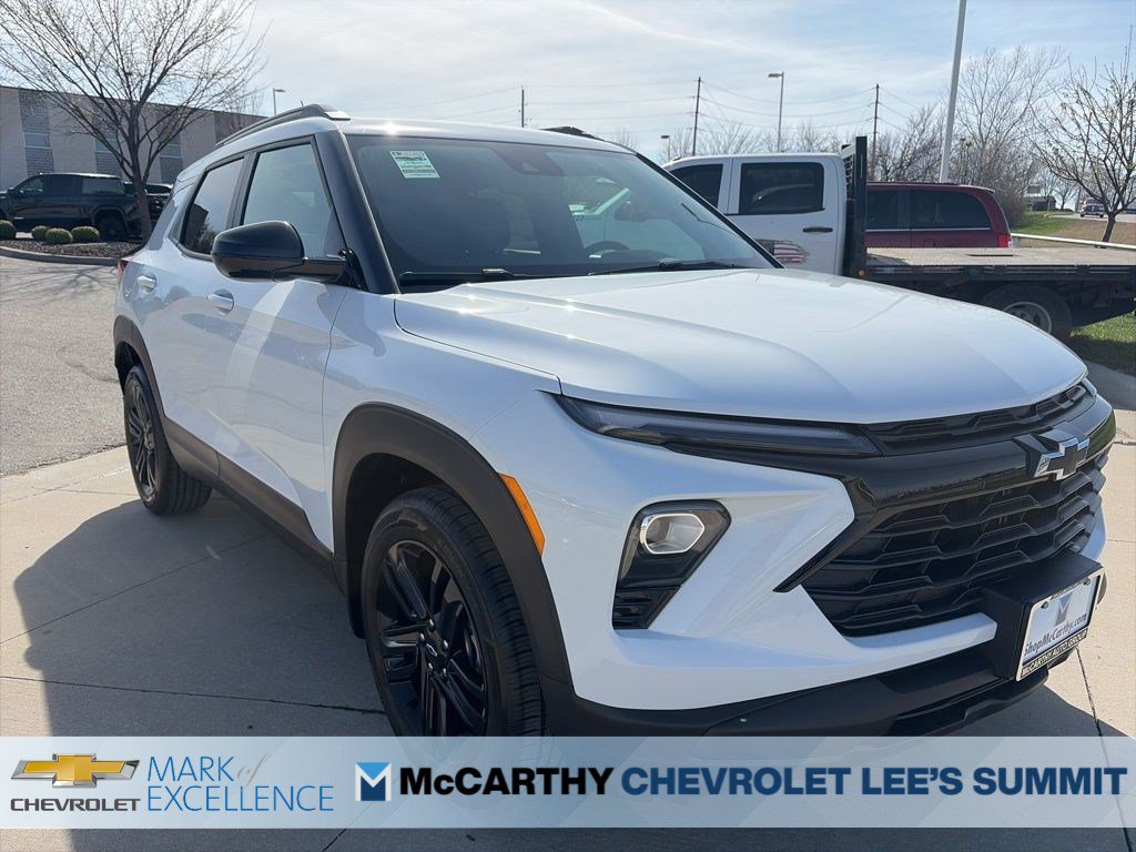 New 2026 Chevrolet TrailBlazer LT w/ Convenience Package FWD image 2