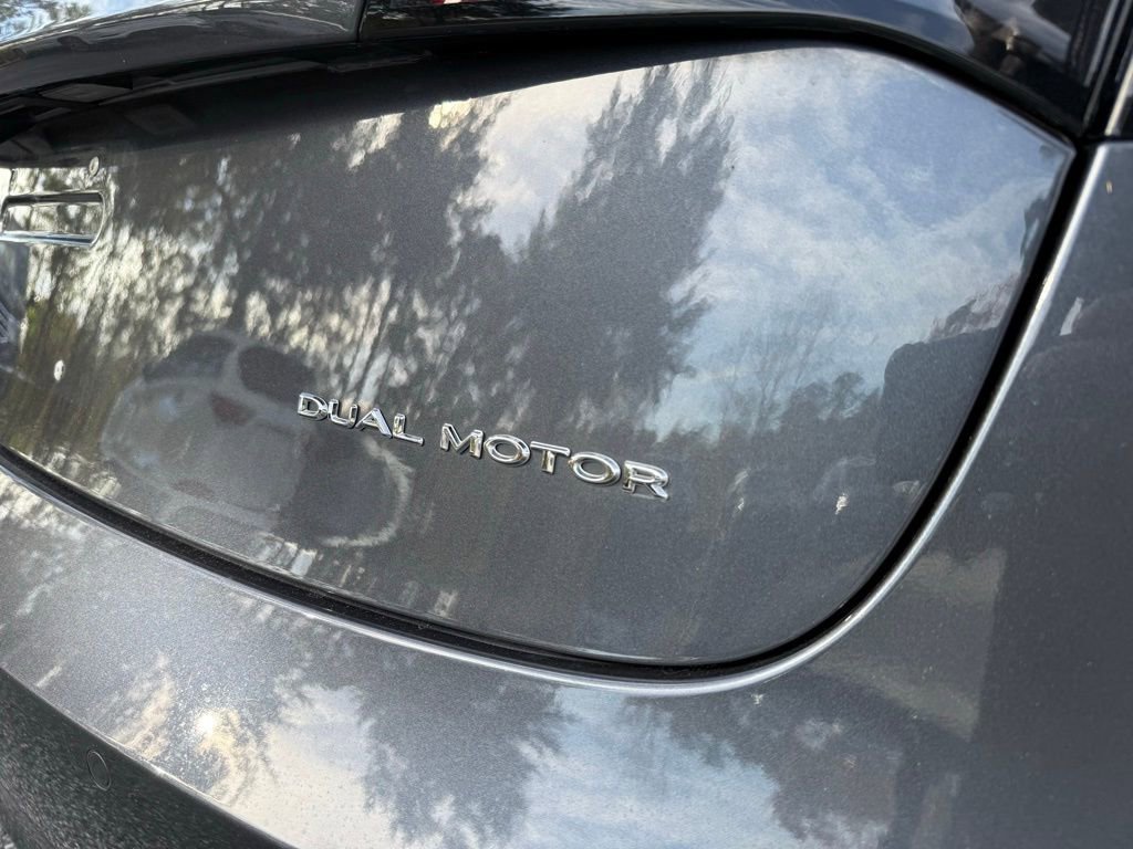 Used 2018 Tesla Model 3 Long Range image 10