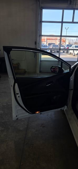 Used 2016 Toyota Prius Two image 11