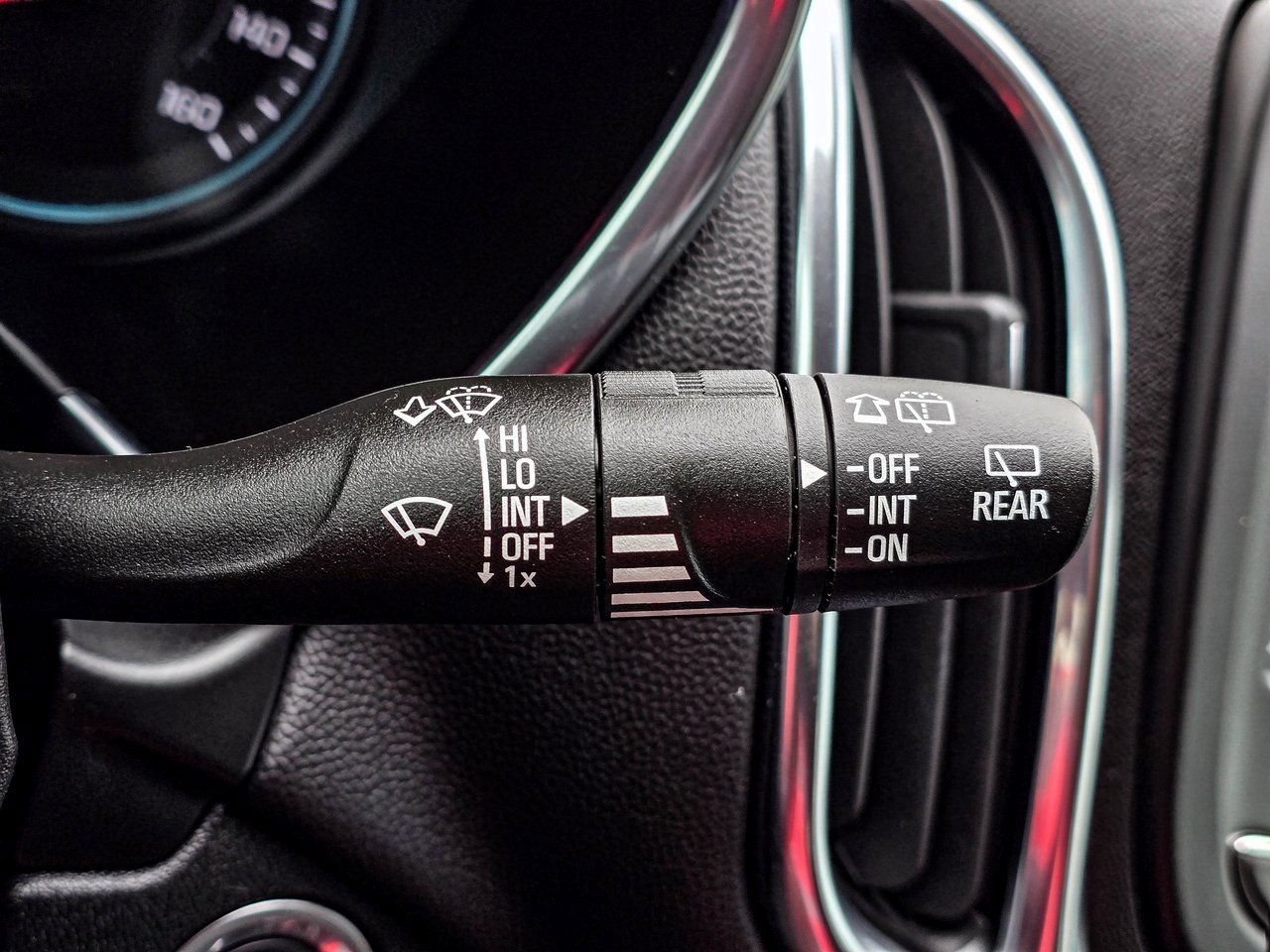 Certified 2024 Chevrolet Equinox LT image 17