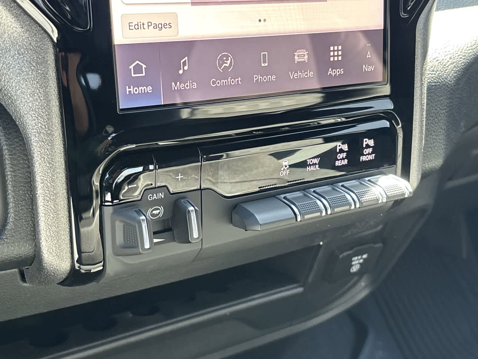 New 2026 RAM 2500 Warlock AWD/4WD image 23
