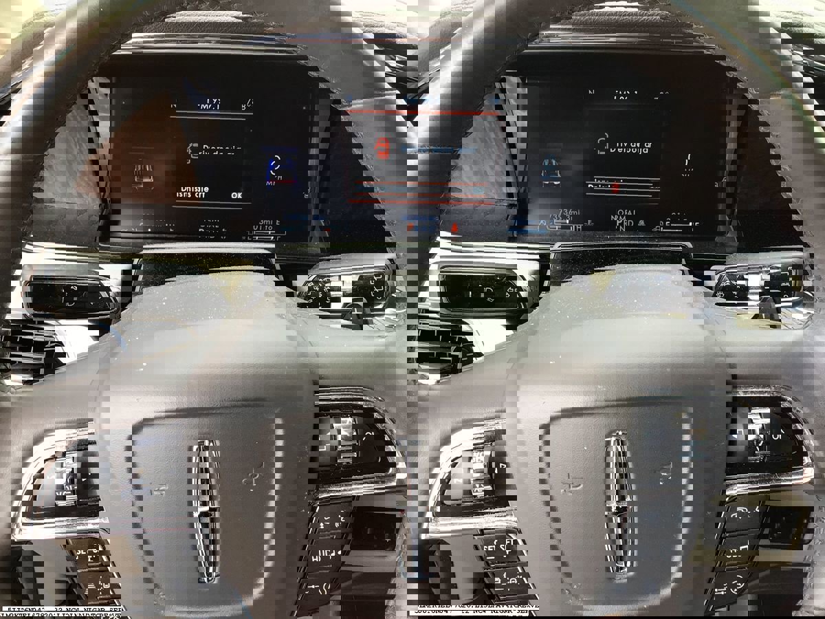 Used 2022 Lincoln Navigator Reserve RWD image 8