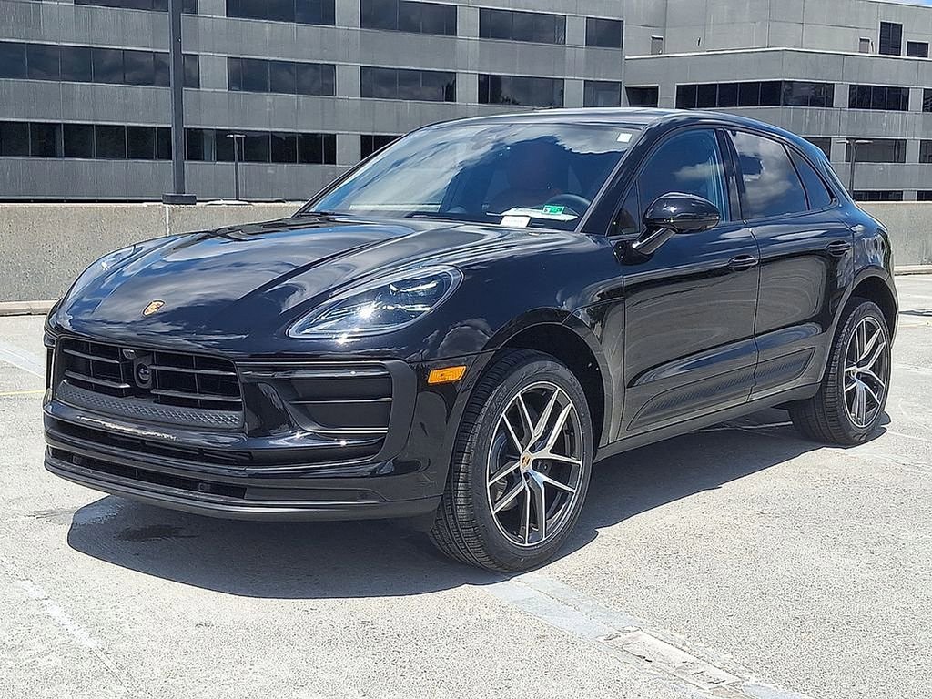 Used 2025 Porsche Macan