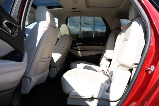 Used 2023 Buick Enclave Essence w/ Experience Buick Package AWD/4WD image 22