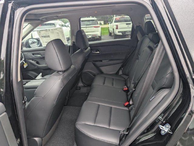 New 2026 Nissan Rogue Dark Armor AWD/4WD image 10