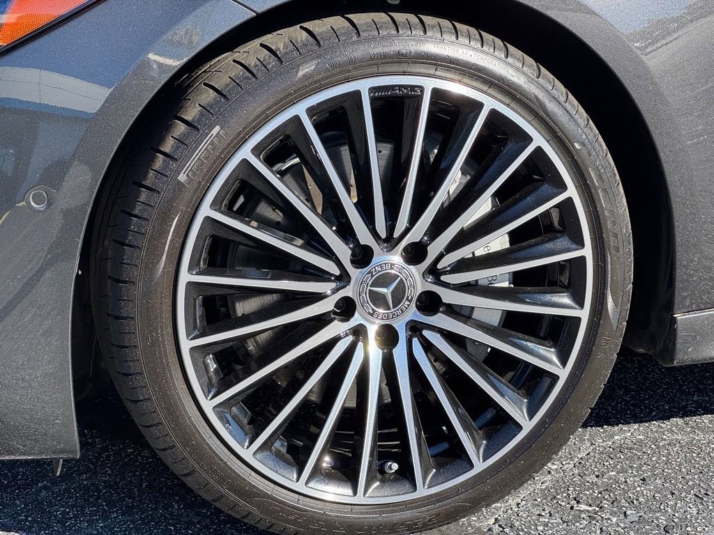 Used 2025 Mercedes-Benz C 300 Sedan image 9