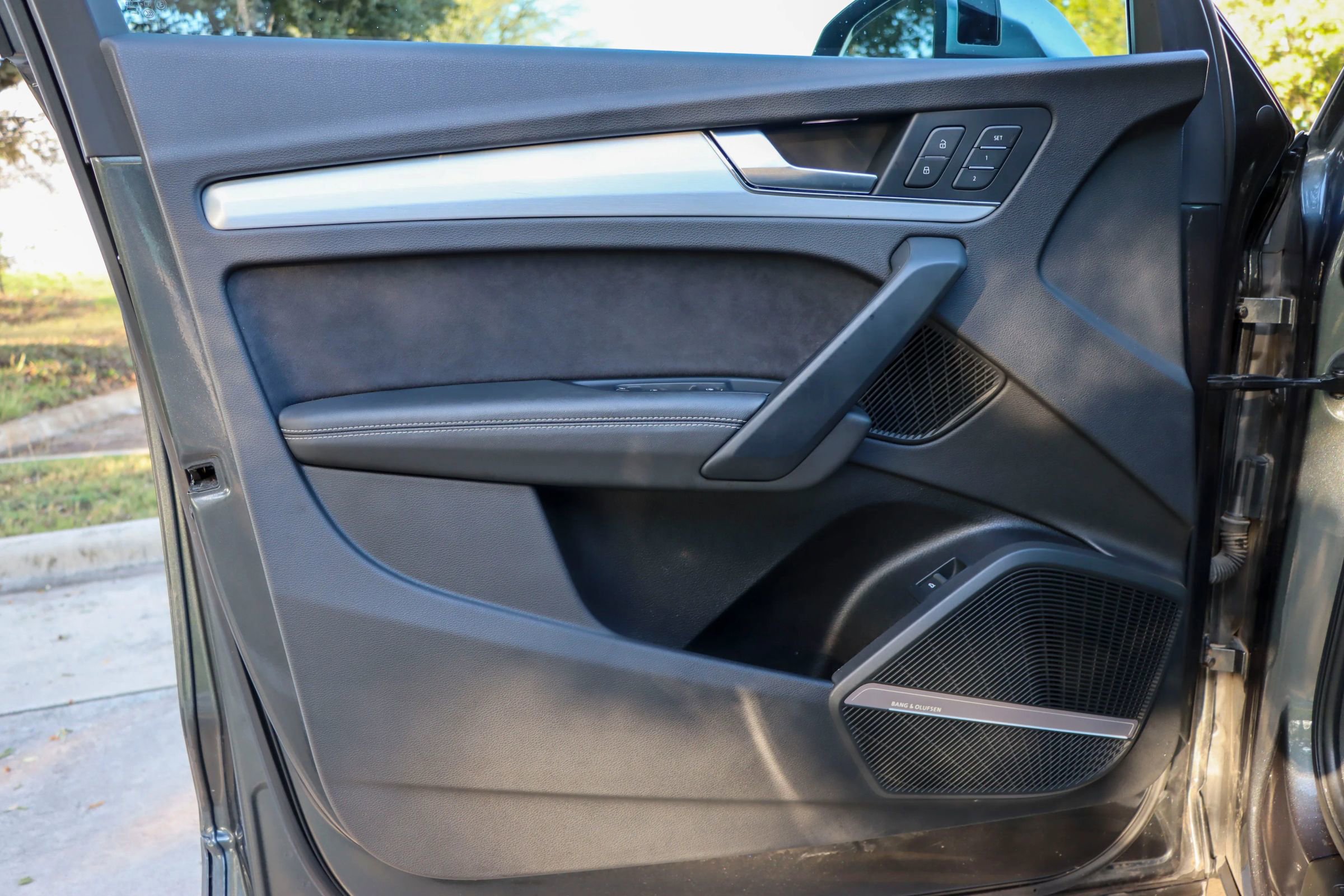 Used 2021 Audi SQ5 Premium Plus w/ Premium Plus Package image 13