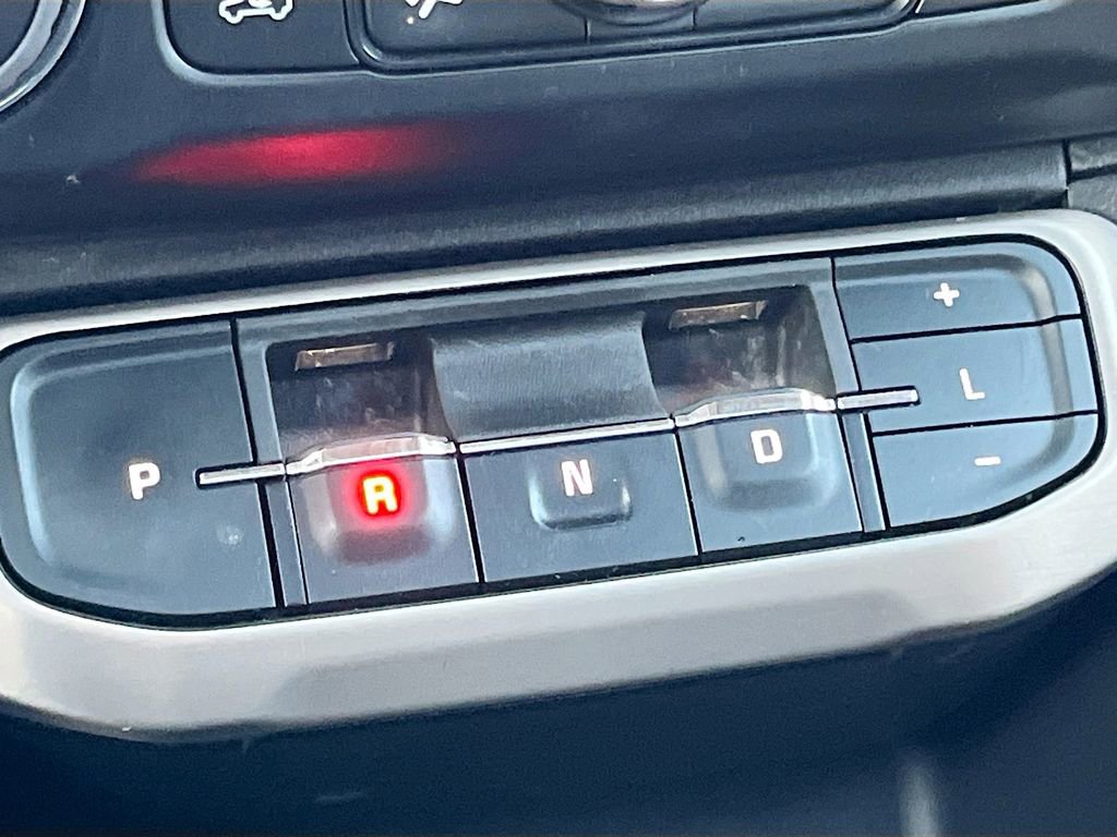 Used 2022 GMC Acadia Denali w/ Denali Ultimate Package image 17