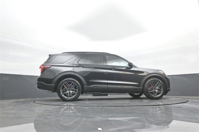 New 2026 Ford Explorer ST w/ Sun And Sound Package image 33