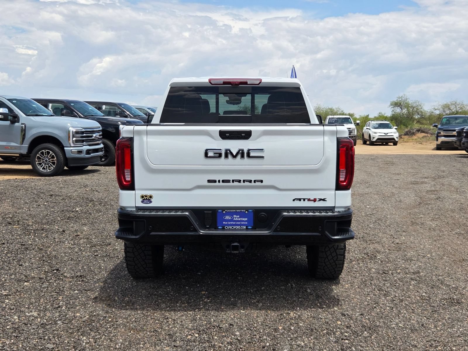 Used 2026 GMC Sierra 1500 AT4X w/ LPO, Black Badging Package AWD/4WD image 7