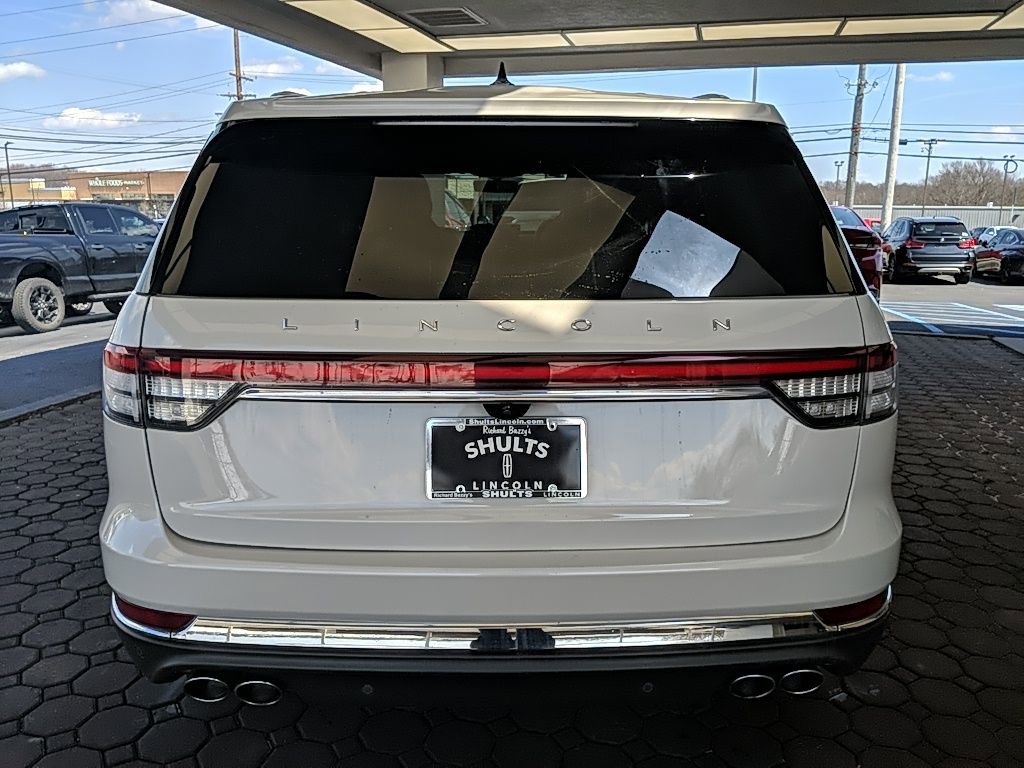 Used 2022 Lincoln Aviator Reserve w/ Equipment Group 201A image 7