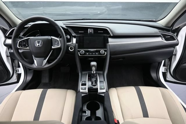 Certified 2018 Honda Civic EX image 10