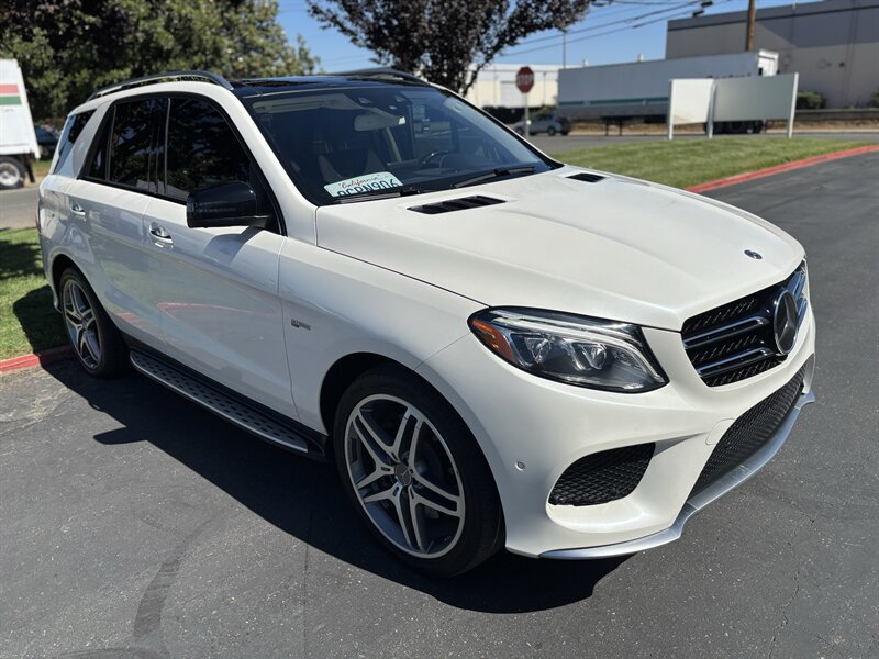 Used 2018 Mercedes-Benz GLE 43 AMG 4MATIC image 3