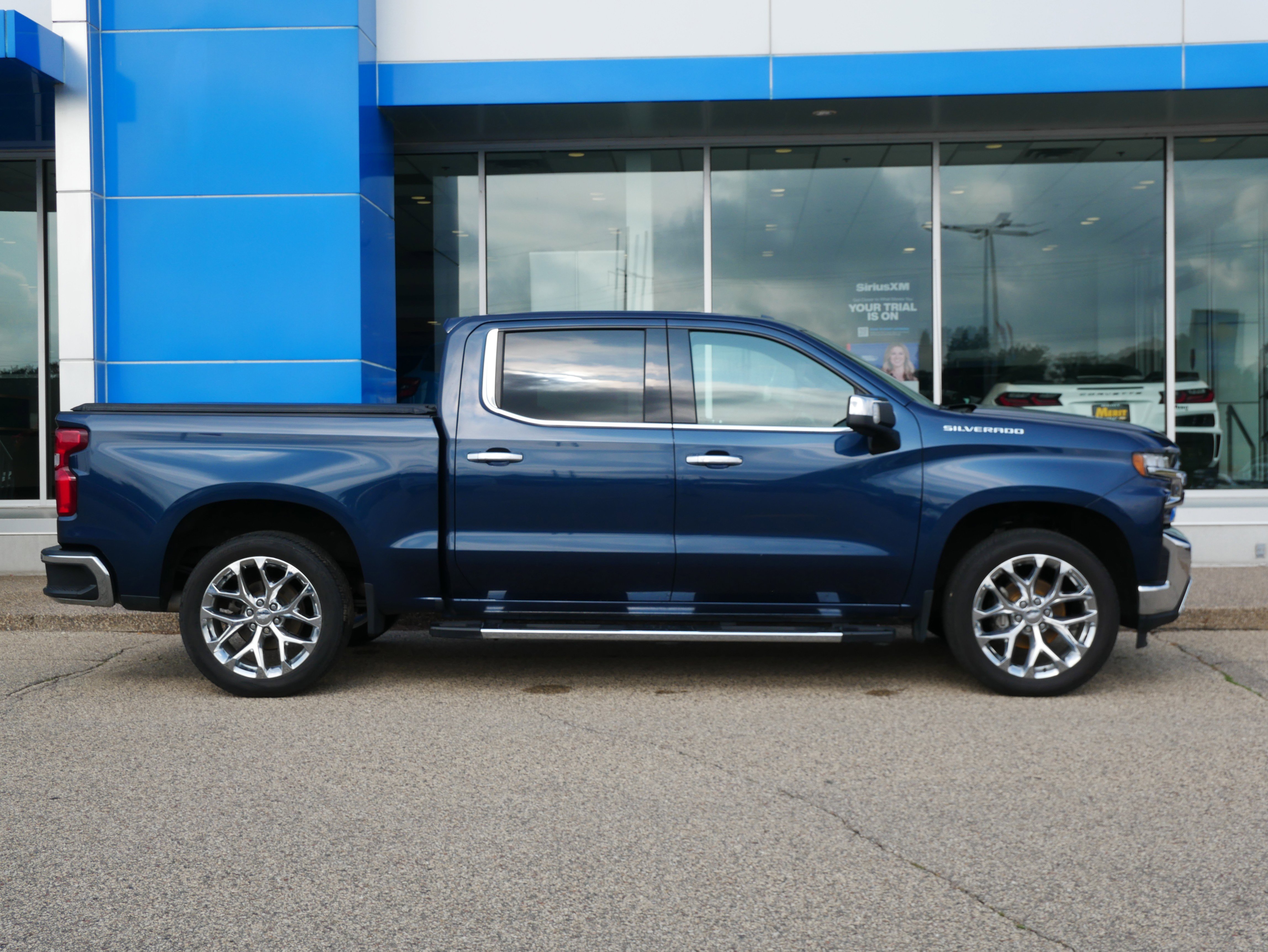 Used 2020 Chevrolet Silverado 1500 LTZ w/ LTZ Premium Package image 2
