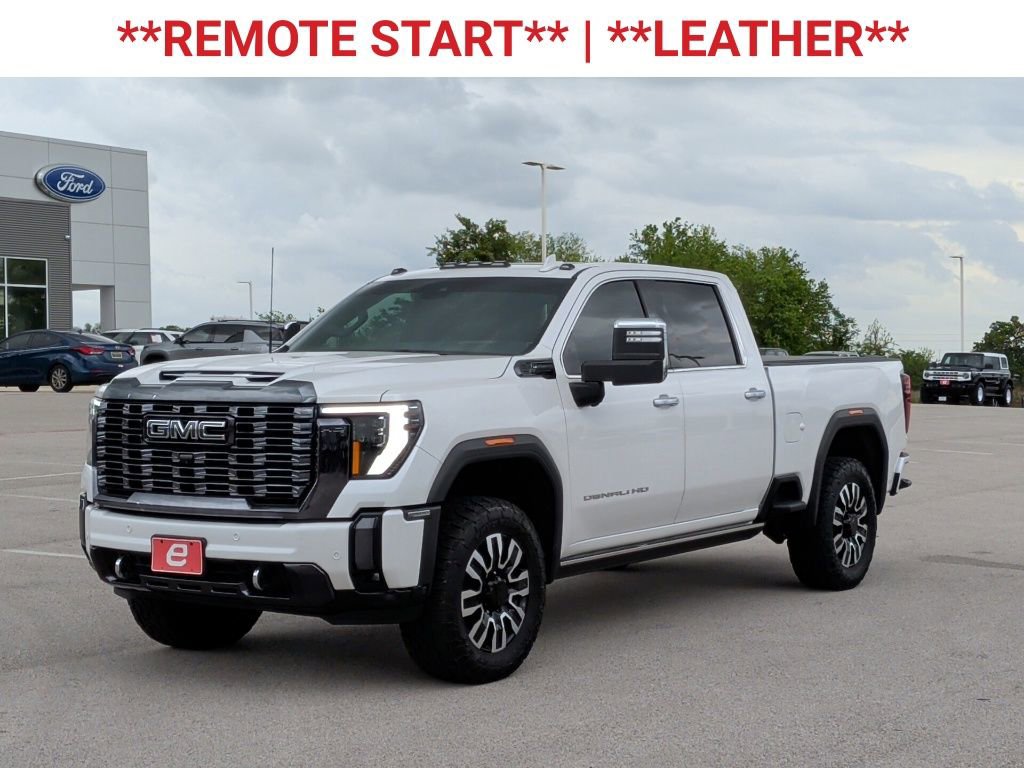 Used 2024 GMC Sierra 2500 Denali Ultimate image 3
