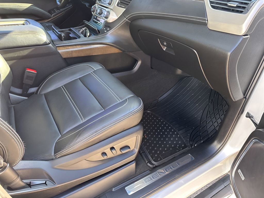 Used 2018 GMC Yukon Denali w/ Open Road Package image 16