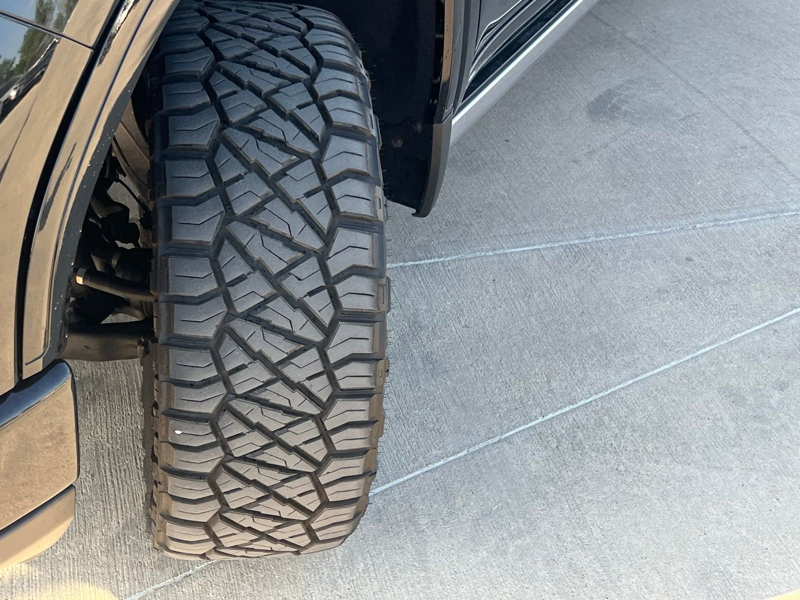 Used 2025 GMC Sierra 1500 Denali Ultimate image 10