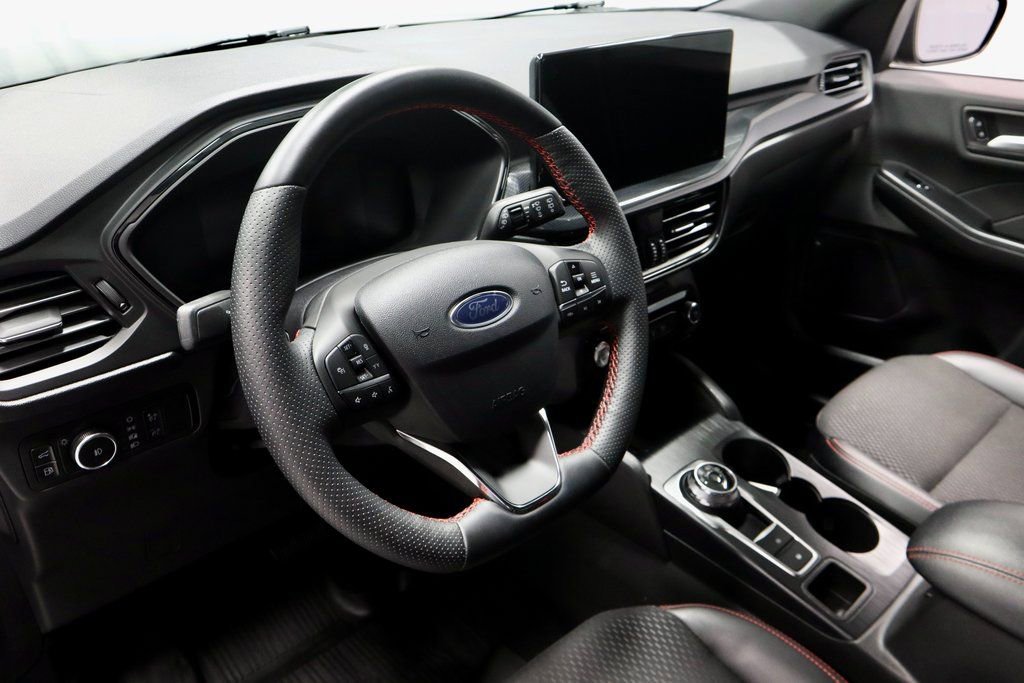 Certified 2025 Ford Escape ST-Line Elite w/ Tech Pack #1 image 26