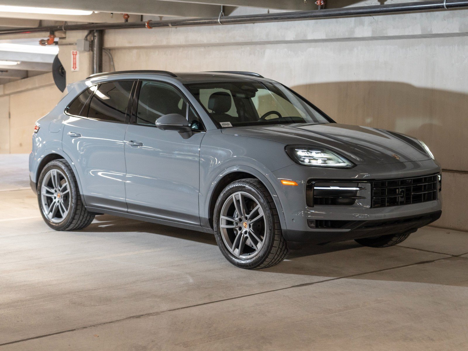 Used 2026 Porsche Cayenne AWD/4WD image 7