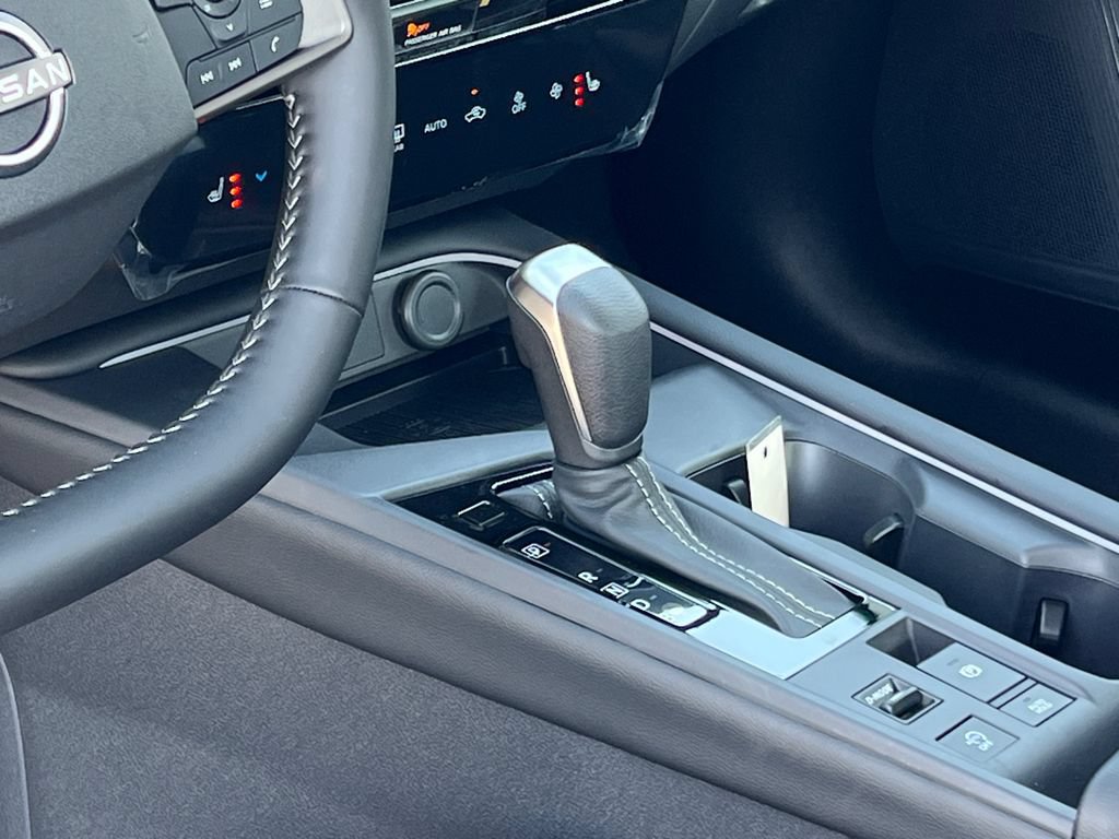 New 2026 Nissan Sentra SV w/ SV Convenience Package FWD image 15