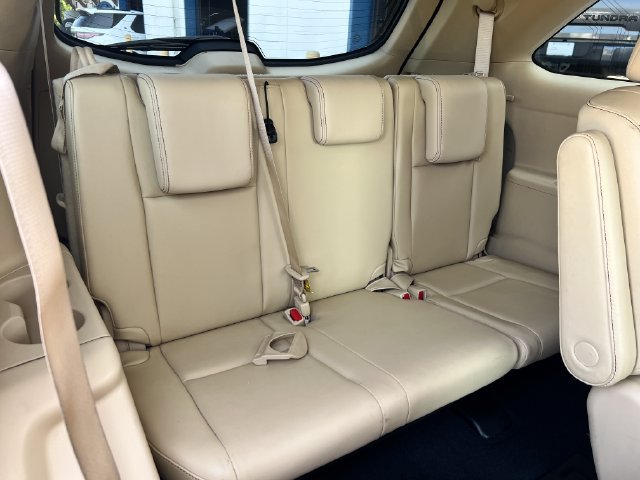 Used 2014 Toyota Highlander XLE FWD image 21
