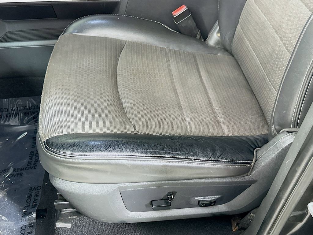 Used 2011 RAM 1500 Sport w/ Sport Premium Group image 23