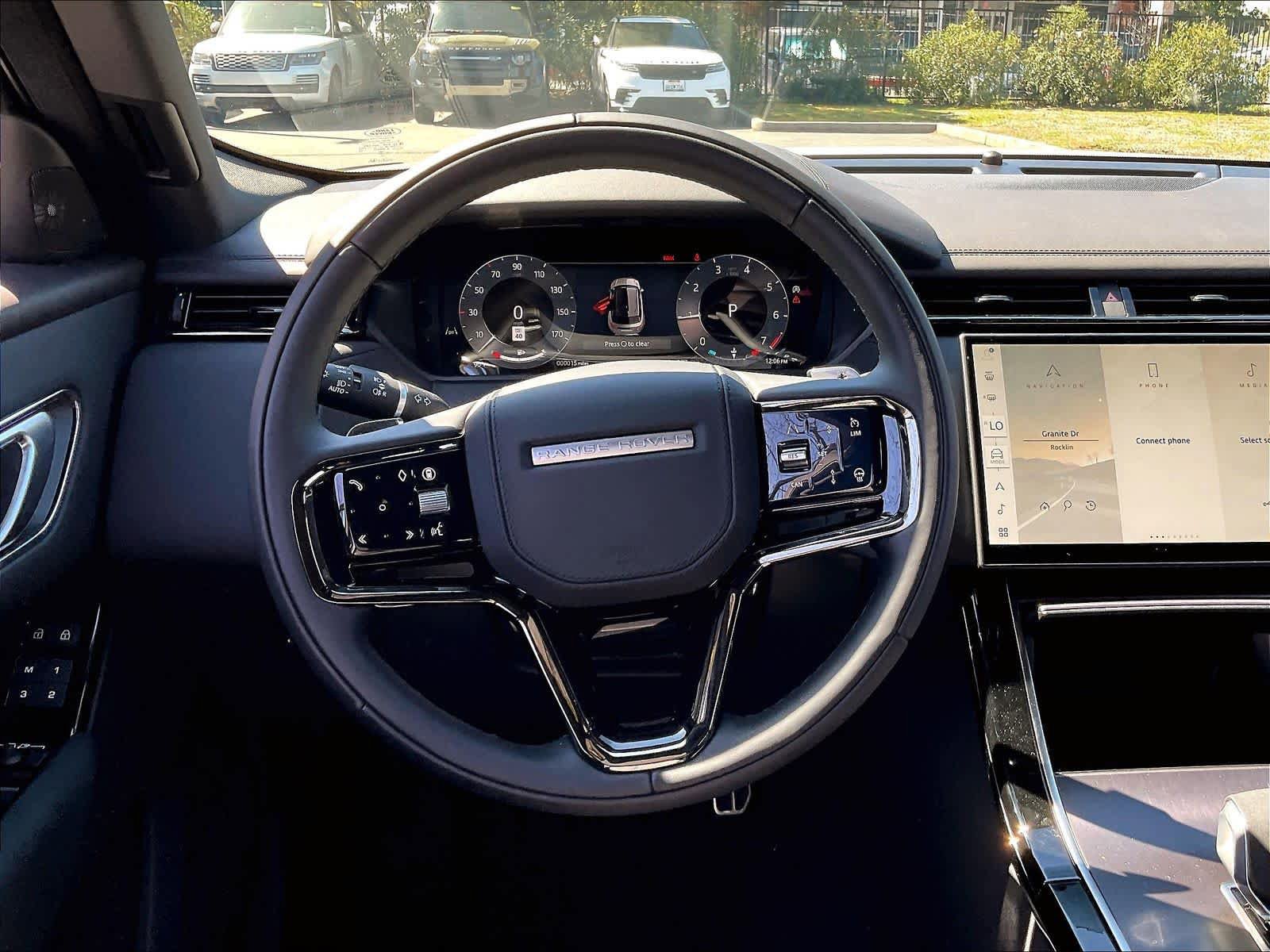 New 2026 Land Rover Range Rover Velar Dynamic SE AWD/4WD image 15