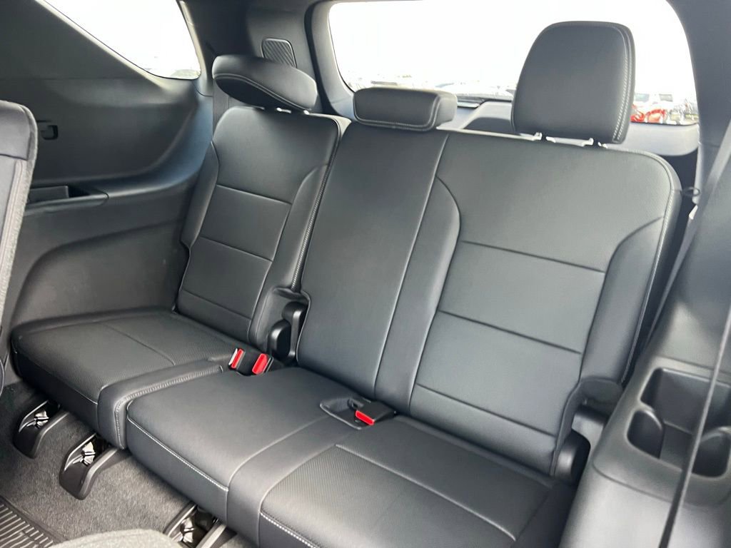 New 2026 Chevrolet Traverse LT w/ LPO, Floor Liner Package image 27