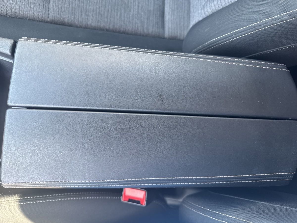 Used 2023 Nissan Rogue SV image 28