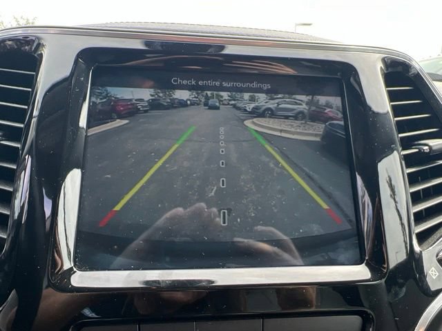 Used 2019 Jeep Cherokee Limited AWD/4WD image 20