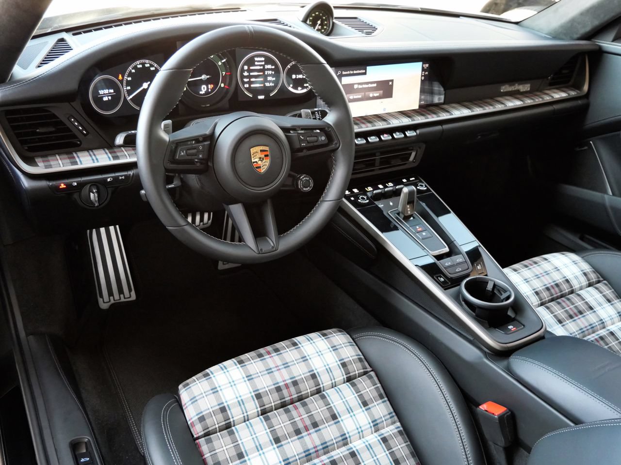 Used 2025 Porsche 911 Turbo AWD/4WD image 11