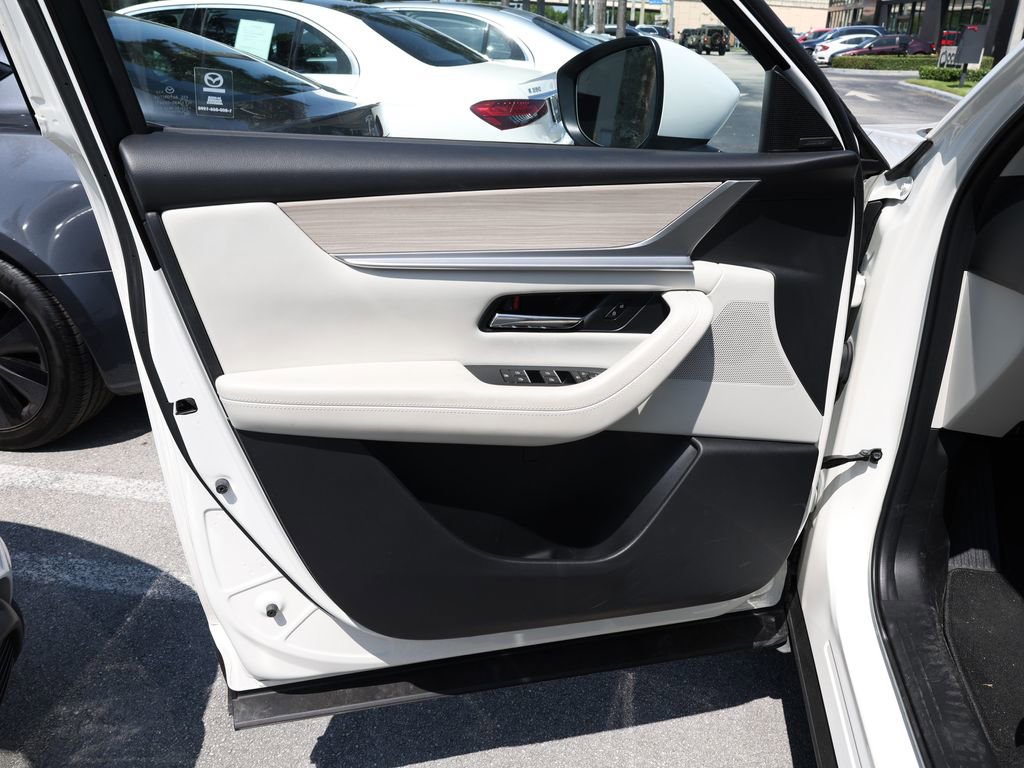 Used 2024 MAZDA CX-90 Plug-In Hybrid w/ Premium Plus AWD/4WD image 11