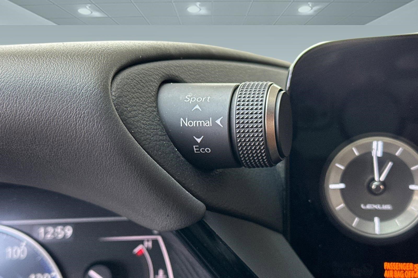 Used 2024 Lexus ES 300h w/ Premium Package image 35