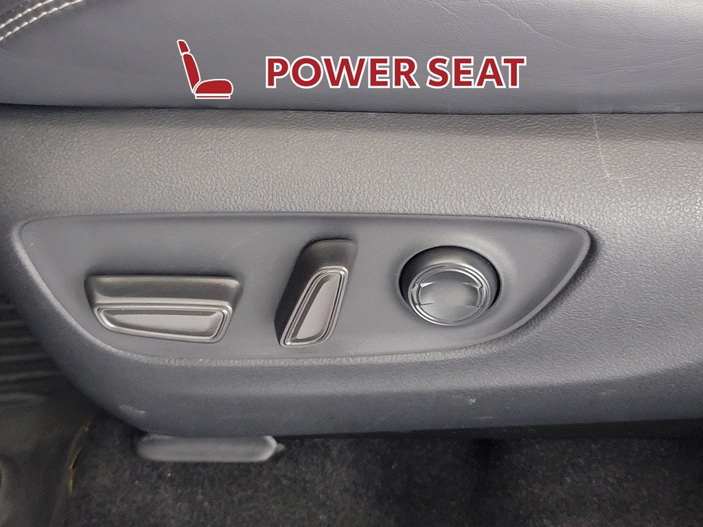 Certified 2020 Toyota RAV4 XLE Premium AWD/4WD image 15