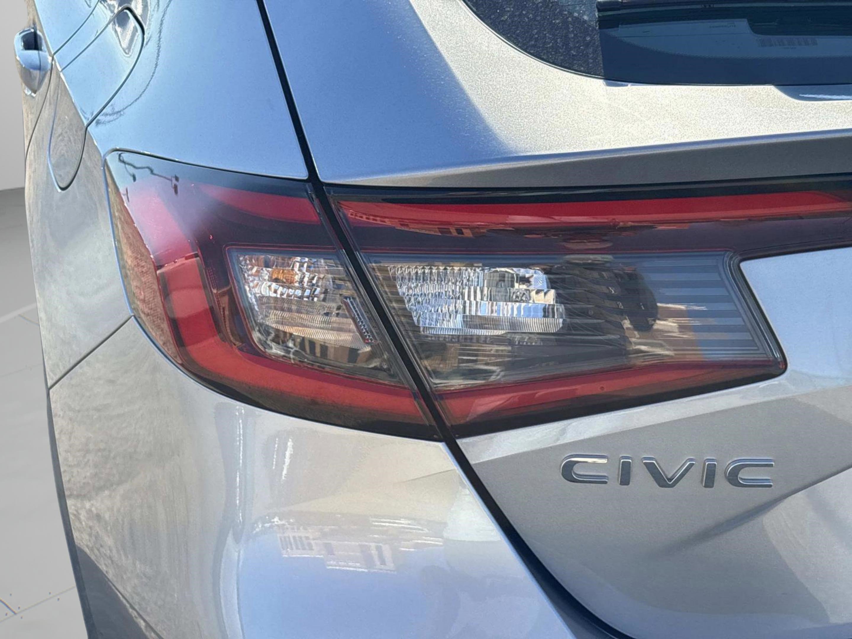 Used 2024 Honda Civic Sport image 11