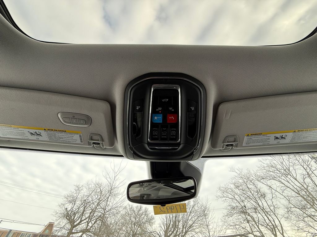 Used 2023 Jeep Grand Cherokee L Limited image 30