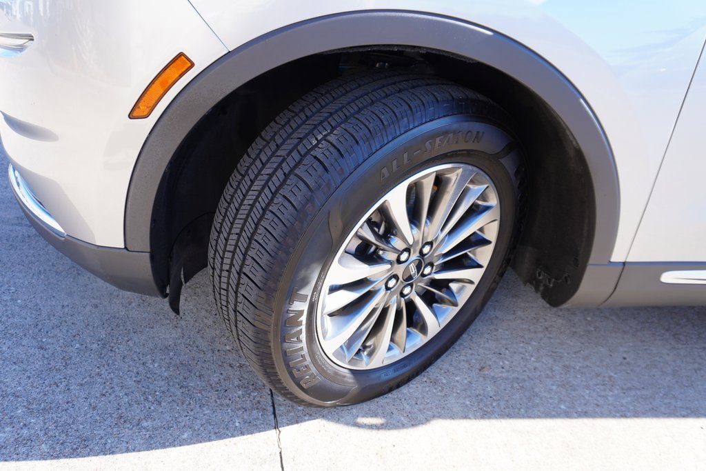 Used 2021 Lincoln Nautilus FWD w/ Equipment Group 101A image 30