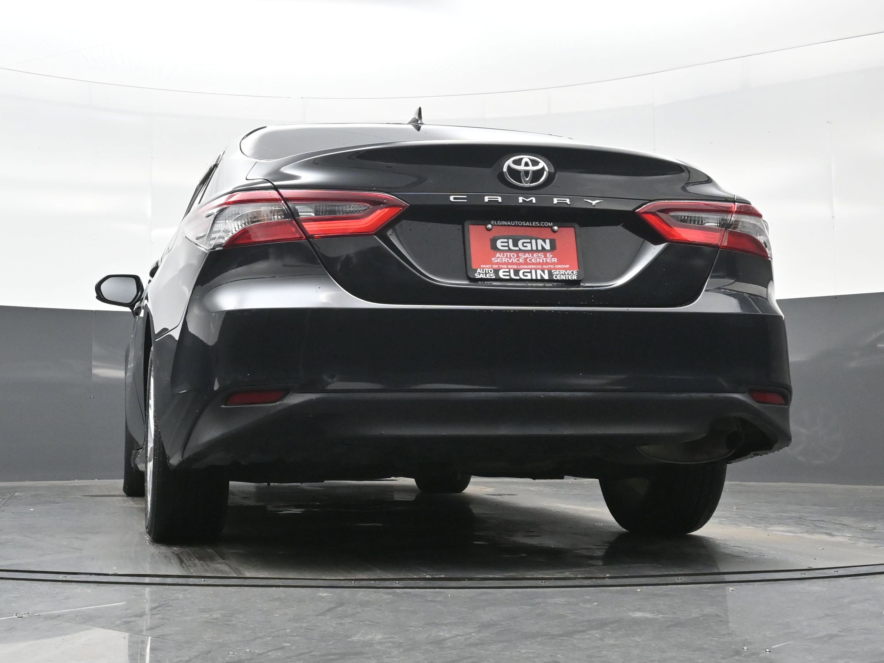 Used 2021 Toyota Camry LE image 27