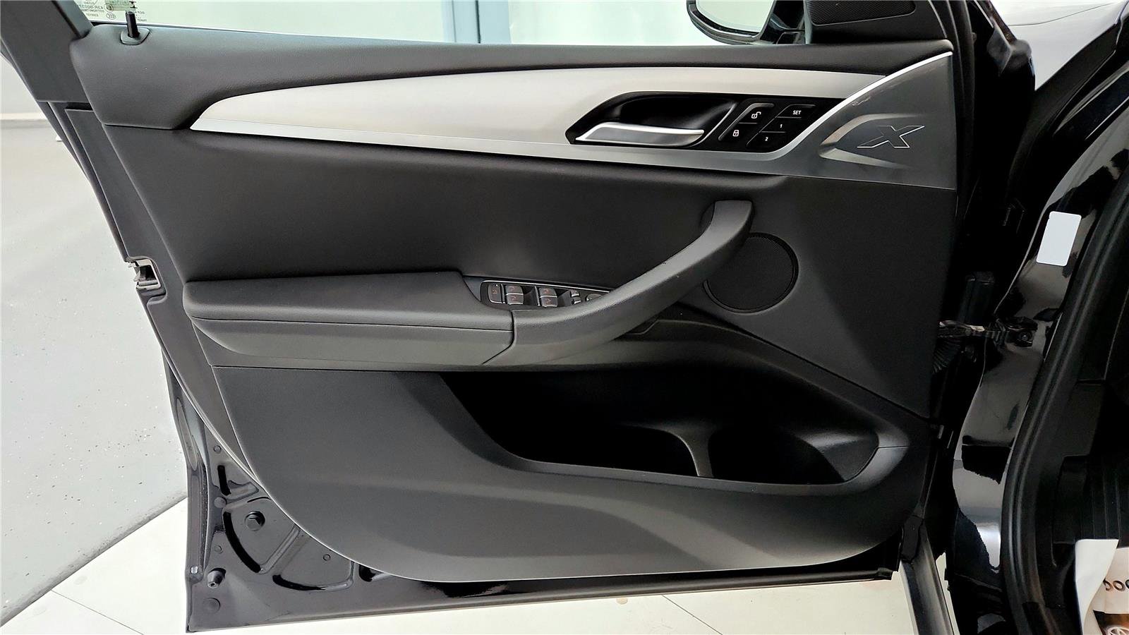 Used 2020 BMW X4 xDrive30i w/ Premium Package image 35