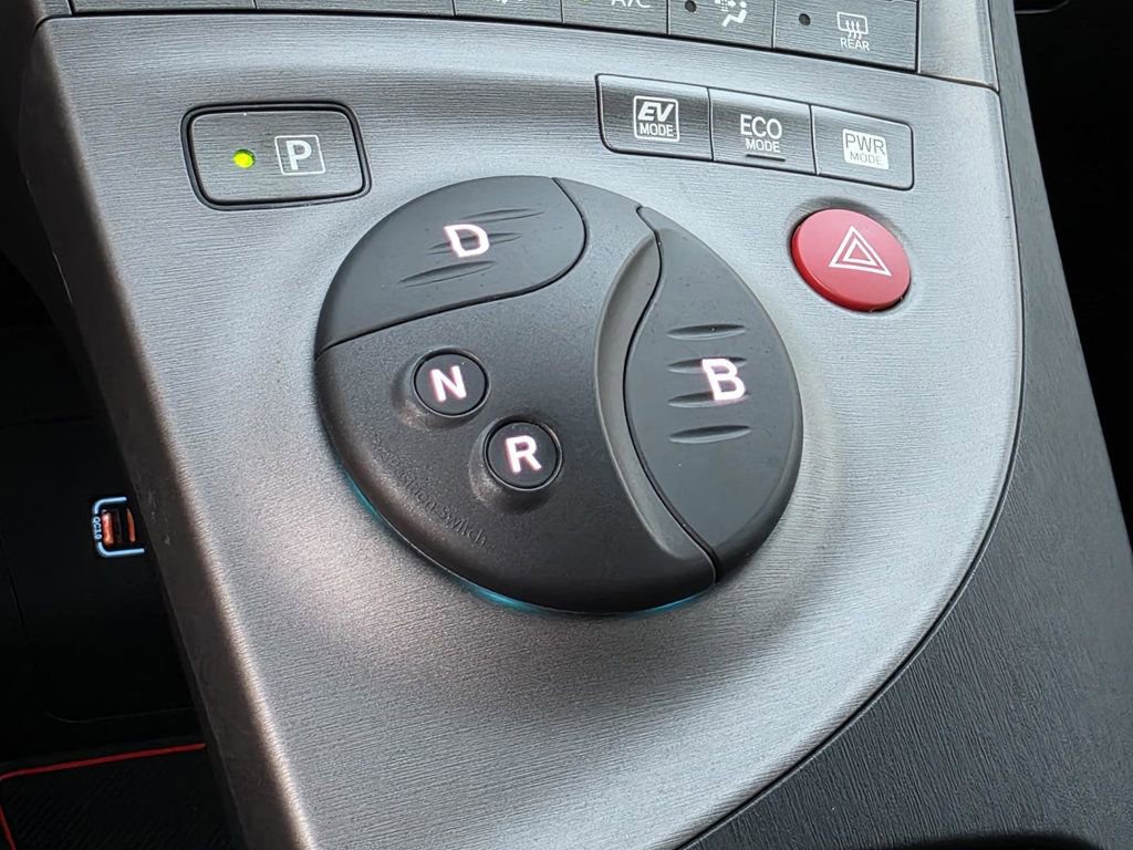 Used 2012 Toyota Prius Two image 18