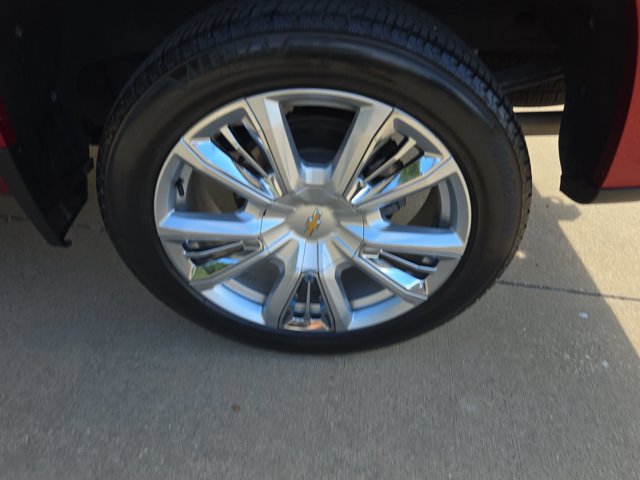 Used 2024 Chevrolet Silverado 1500 High Country w/ High Country Premium Package AWD/4WD image 9