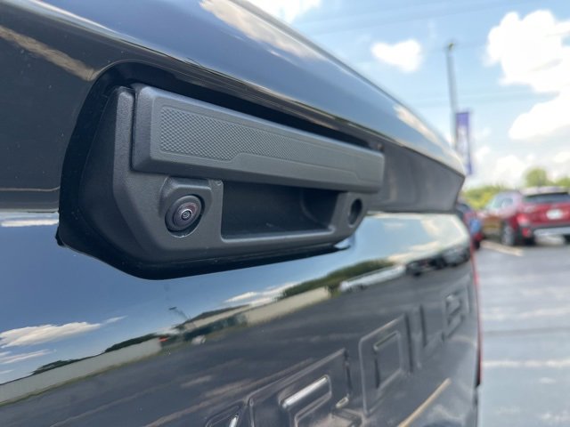 New 2026 Chevrolet Colorado W/T w/ WT Custom Package image 17