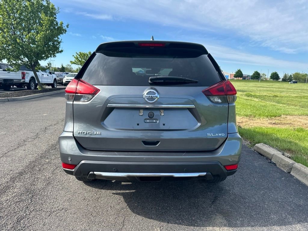 Used 2020 Nissan Rogue SL w/ Premium Package AWD/4WD image 9