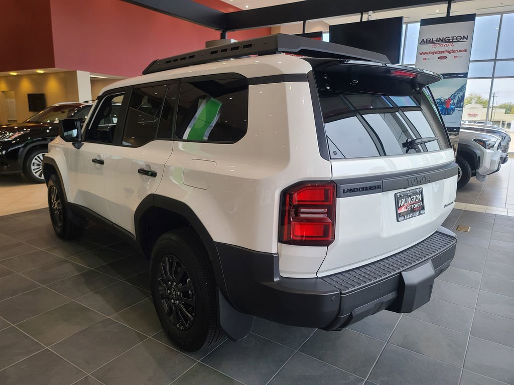 Used 2025 Toyota Land Cruiser image 6