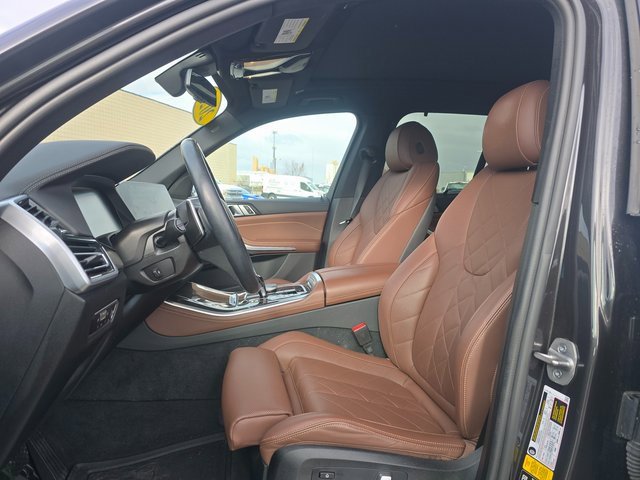 Used 2023 BMW X5 xDrive40i w/ Premium Package image 12