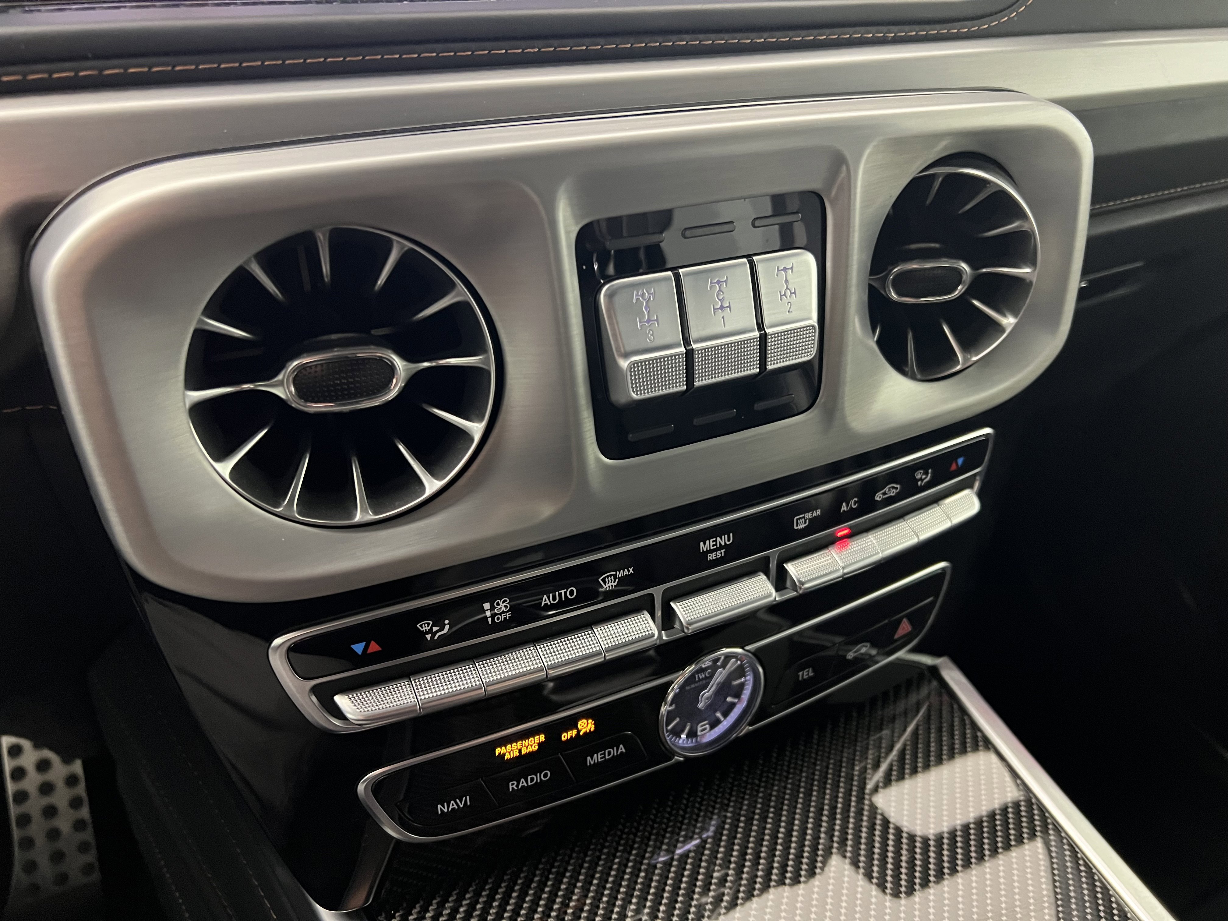 Certified 2021 Mercedes-Benz G 63 AMG 4MATIC image 32