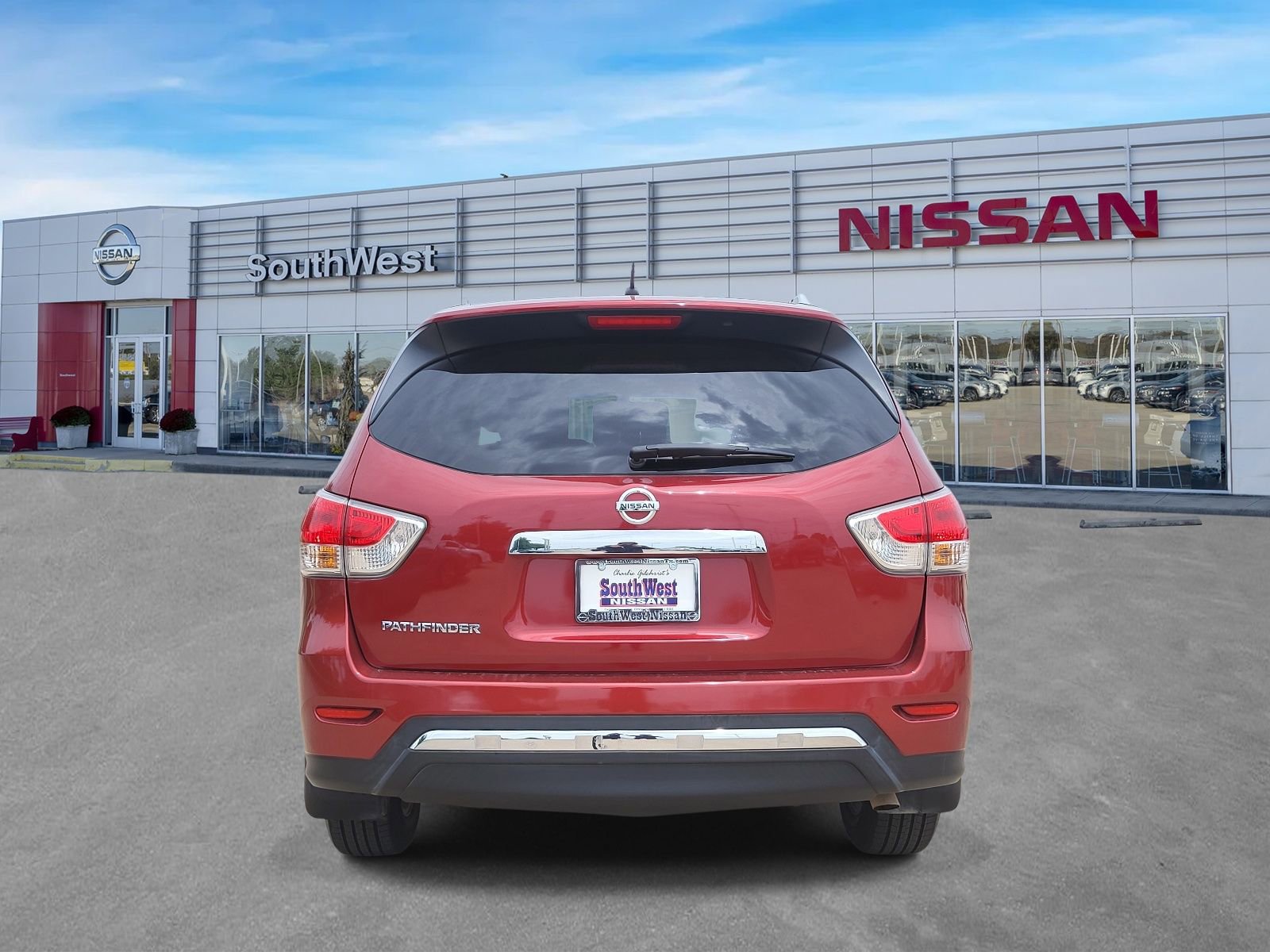 Used 2016 Nissan Pathfinder S FWD image 4